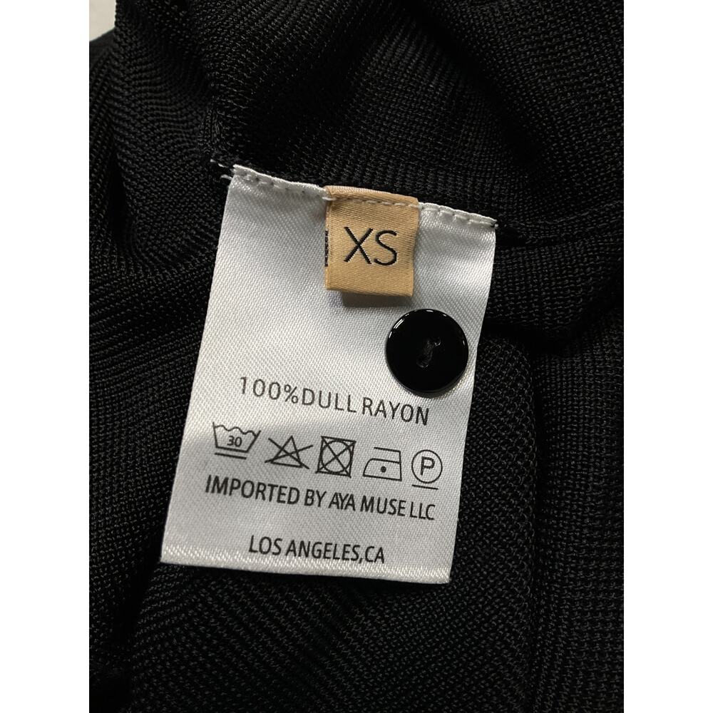 Aya Muse Black Wrap Top - Picture 5 of 5